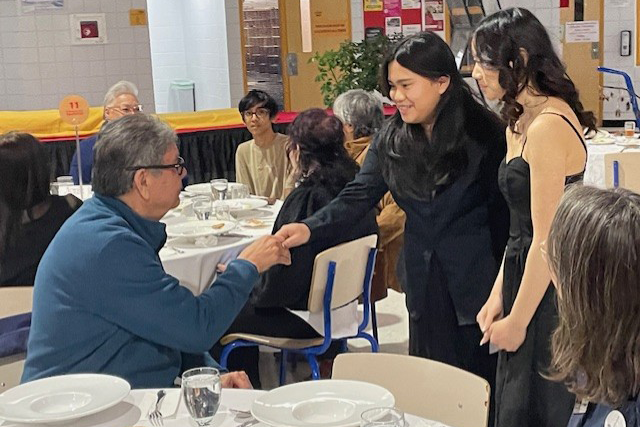 Aisinna’Kiiks Dinner Series Brings Students Together